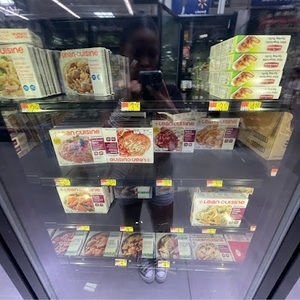 Meet your Posher, Christalee